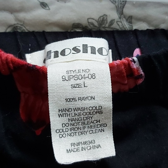 Red Flower Jumpsuit w - Picture 2 of 2